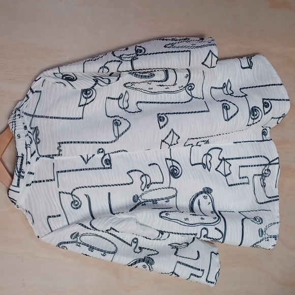 Et Lois Wearable Art White Button Front Shirt Black Scribble Face, Clocks Design - Picture 10 of 15